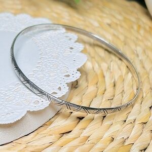 Vintage Sterling Hedy Etched Bangle Bracelet, stackable